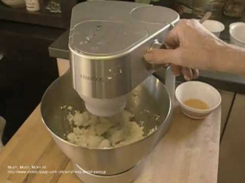 Cheese Pierogi - How To Make A Sweet Cheese Filling For Polish Pierogis Cheese Pierogi - How To Make A Sweet Cheese Filling For Polish Pierogis
