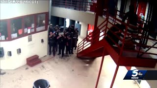 Expert weighs in on whether inmates will get convicted of murder after hostage situation at Oklah...