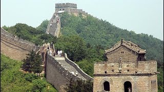 Zeeshan and Aroob in Beijing! Great Wall and Ming tombs!