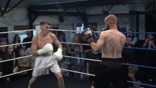 South Moreton Boxing Club Bounty Hunters Bout 1 Brandon Lang Vs Shea Stewart