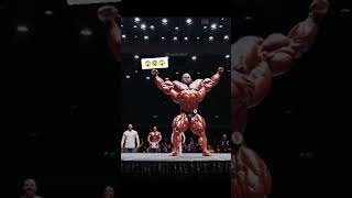 Bodybuilder 💪🏾💪🏾 #giant #body #builder #bodybuilderreels