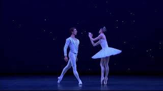 JEWELS - Diamonds Pas de Deux (Olga Smirnova \u0026 Semyon Chudin - Bolshoi Ballet)