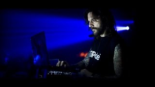 Oscar Mulero - Awakenings 15-05-05 part 1