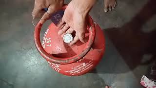 How To Open Gas Cylinder Cap In Hindi | गैस सिलिंडर का ढक्कन कैसे खोले