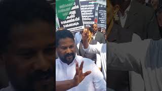 ഇൻഡ്യൻ ലോയേഴ്സ് കോൺഗ്രസ് സെക്രട്ടറിയേറ്റ് മാർച്ചിൽ നിന്ന് .....