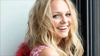 Emma Bunton, 2 video slide show. Patsy
