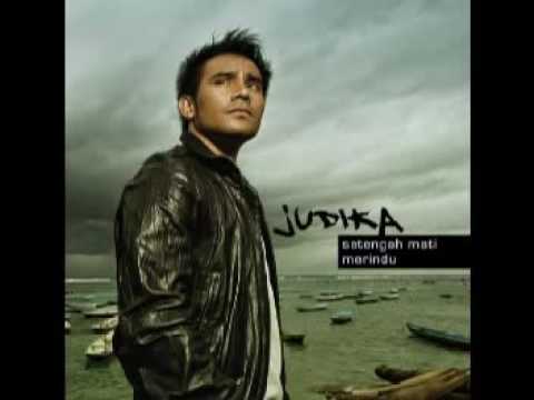 Judika - Aku Tak Begitu Judika - Aku Tak Begitu