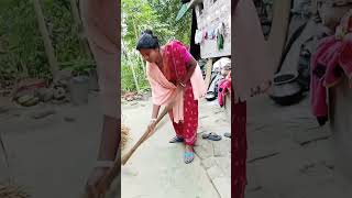 হাসির #comedy #funny #shortsvideo #viral আরে এখান দিয়ে ঝাঁট দিছো কেন