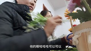 3月25多多姐过生日，祝福自己生日快乐，今天给自己插个花篮