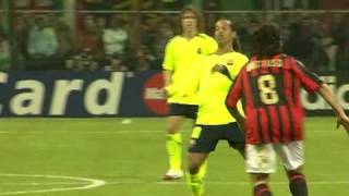 Ronaldinho vs Milan