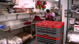 Undercover Boss S05E14 Undercover Employee