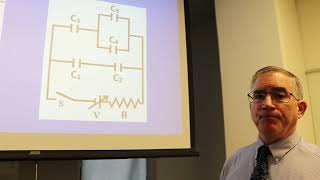 PHY122 Lab 4 Capacitive Circuits Background