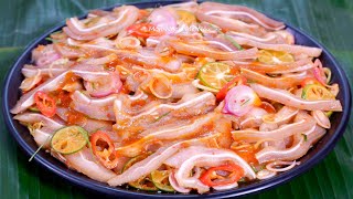 Tai Heo Giòn Trộn Sốt Thái – Cay Chua Tới Miếng Cuối Cùng | Món Ngon Mẹ Nấu