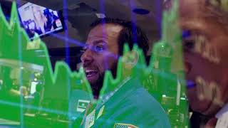 S&P 500 closes at record high