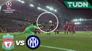¡Sin barrera! Alisson tapa | Liverpool 0-0 Inter | UEFA Champions League 2022 - 8vos vuelta | TUDN