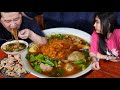 BAKSO KULIT AYAM INI BERINGAS JUGA  SAMBALNYA