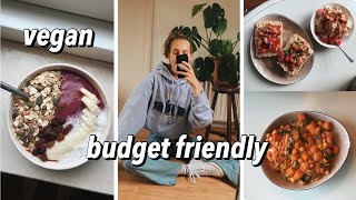 What I eat in a day as a vegan student 🌱 {budget friendly, easy meals}