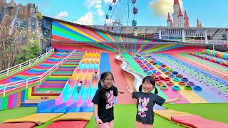 Seru Banget Main Semua Perosotan Warna Warni, Serodotan Donat di Playground Anak