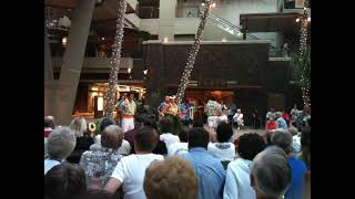 ロイヤルハワイアンセンター　フラショー(Royal hawaiian center hula show 2)