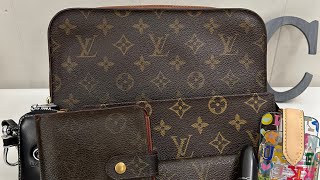 WHAT’s In My Bag: VTG Louis Vuitton Orsay Clutch