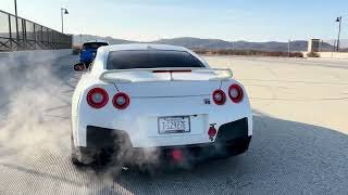 800hp Nissan GTR Revs, Launches, And Flybys