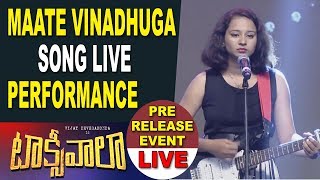Maate Vinadhuga Song Live Performance - Taxiwaala Pre Release Event -  Vijay Deverakonda| TFCCLIVE