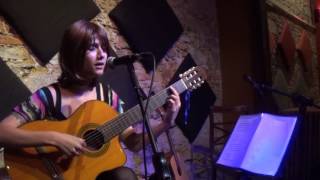 Luísa Lacerda canta 'Casa Forte'