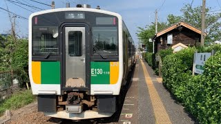 JR久留里線祇園駅を入線.発車する列車。