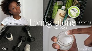 LIVING ALONE IN NYC DIARIES: grocery shopping, ab routine, skincare , embracing my natural hair