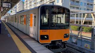 東武東上線　上板橋駅　通過シーン