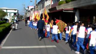 08 20131205 東興國小五十周年校慶 踩街 抵東城土地公廟