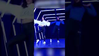 Jiya Jale Dance Routine ft. Nicola Kundanmal