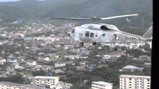 14/10/04　海上自衛隊館山航空基地　SH-60K体験搭乗　同型機並列飛行シーン