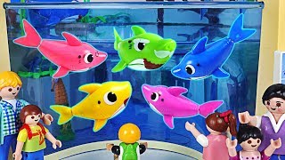 Baby Shark Family showed up at the Aquarium! Let's go to the Baby Shark Performance~! #PinkyPopTOY