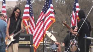 los lonely boys at imigration demonstration.wmv