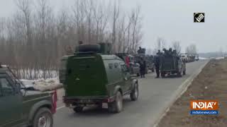 4 jawans injured after terrorists lob grenade in Kulgam