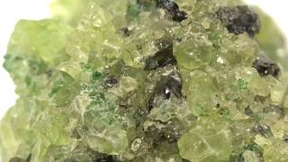 上地函 鎂鐵橄欖石 - Forsterite var. Peridot 地球地表下最常見的礦物之一