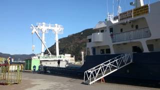 神出鬼没☆貨客船ゆり丸 荷役風景 ☆ 伊豆・下田港