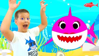 Baby Shark  -  Kids Songs with Max