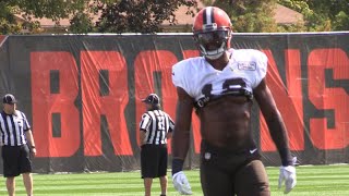 Browns’ Kenny Britt challenged by Hue Jackson