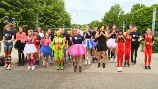 Perleberg: Traditionelle Abi Baum Pflanzung des Gottfried-Arnold-Gymnasium