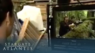 David Hewlett Shows You How To Fight The Genii | Stargate Atlantis