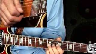Blues Guitar Lesson - Larry Carlton - 335 Blues - Melodic Minor Blues