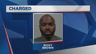 Newberry Police: Man held 5 hostages inside VR Center