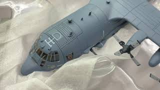 《模王 現貨》AC-130 C130 比例1/144 合金完成品 S14 照片中展示架另售