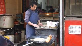 西安　朝食屋台　揚げパン