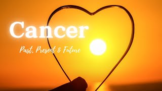 Cancer Love💛Getting Attention!✨Things Are About To Get Exciting💛Past Present & Future