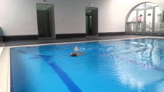 Uroš swimming