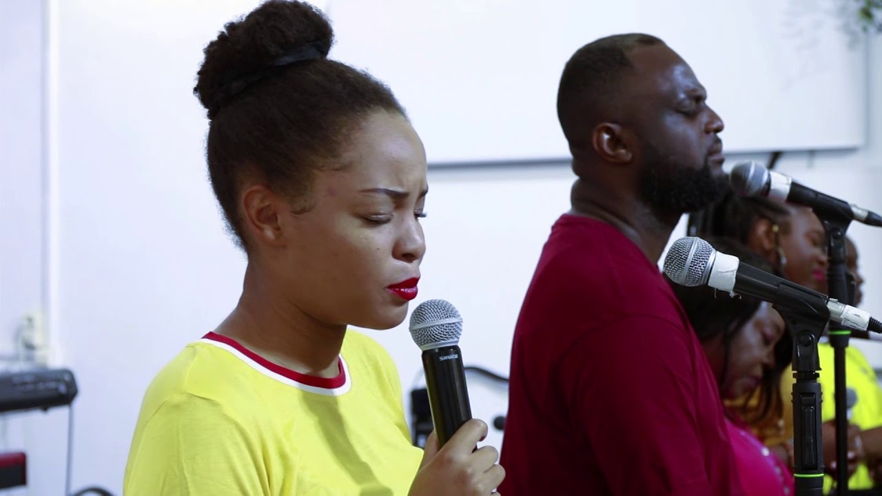 Chants De Louange Et D Adoration Lors Du Culte Du 2 Septembre 2018