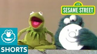 Sesame Street: Cookie Monster Makes Kermit Mad